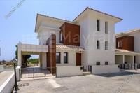 4 Bedroom Semi-detached house in Tersefanou (Larnaca) for sale 