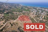 10580 SQM Land in Kato Pyrgos (Nicosia) for sale 