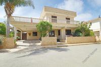 4 Bedroom Detached house in Peyia (Paphos) for sale 