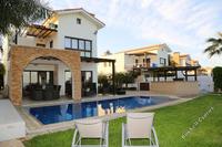 5 Bedroom Detached house in Agia Thekla (Famagusta) for sale 