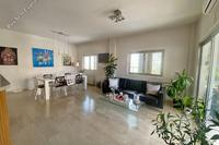 4 Bedroom Apartment · Nicosia Municipality (Nicosia) for sale 