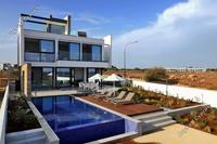 5 Bedroom Detached house · Agia Thekla (Famagusta) for sale 