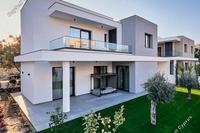 4 Bedroom Detached house · Agios Tychonas (Limassol) to rent 
