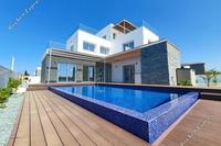 4 Bedroom Detached house in Geroskipou Plage (Paphos) for sale 