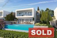 4 Bedroom Detached house in Peyia (Paphos) for sale 