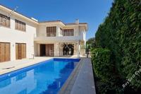 4 Bedroom Detached house in Strovolos (Nicosia) for sale 