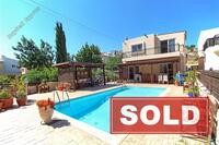 4 Bedroom Detached house · Geroskipou (Paphos) for sale 