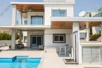 4 Bedroom Detached house in Agios Tychonas (Limassol) to rent 