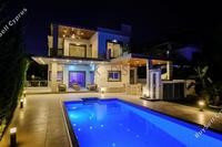 4 Bedroom Detached house in Agios Tychonas (Limassol) to rent 