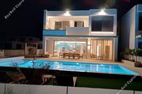 4 Bedroom Detached house in Softades (Larnaca) to rent 