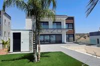 4 Bedroom Detached house in Parekklisia (Limassol) for sale 
