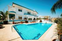 7 Bedroom Detached house · Panthea (Limassol) for sale 