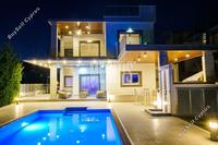 4 Bedroom Detached house · Agios Tychonas (Limassol) to rent 