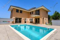 4 Bedroom Detached house in Katholiki (Limassol) for sale 