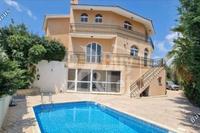 6 Bedroom Detached house in Asgata (Limassol) for sale 