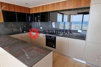3 Bedroom Entire floor apartment in Larnaca Municipality (Larnaca) for sale 