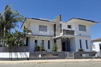 4 Bedroom Detached house in Kokkinotrimithia (Nicosia) for sale 