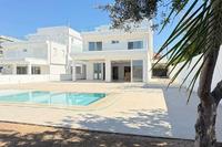 5 Bedroom Detached house · Kalogiroi (Limassol) to rent 