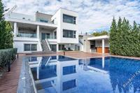 6 Bedroom Detached house in Limassol Municipality (Limassol) for sale 