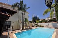 5 Bedroom Detached house in Agia Fyla (Limassol) for sale 