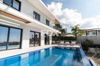 5 Bedroom Detached house · Agios Athanasios (Limassol) for sale 