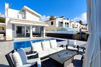 5 Bedroom Detached house in Coral Bay (Paphos) for sale 