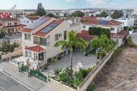 5 Bedroom Detached house · Aradippou (Larnaca) for sale 