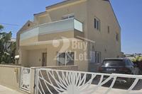 3 Bedroom Detached house in Agios Athanasios (Limassol) for sale 