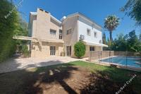 4 Bedroom Detached house in Makedonitissa (Nicosia) to rent 