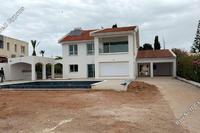 3 Bedroom Detached house in Coral Bay (Paphos) to rent 
