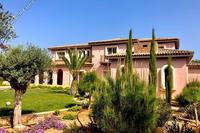 4 Bedroom Detached house in Kato Polemidia (Limassol) for sale 