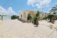 3 Bedroom Bungalow in Coral Bay (Paphos) to rent 