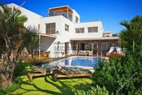 4 Bedroom Detached house · Geroskipou (Paphos) for sale 