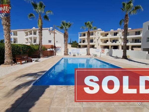 3 bedroom end town house sold peyia paphos 886668 image 761662