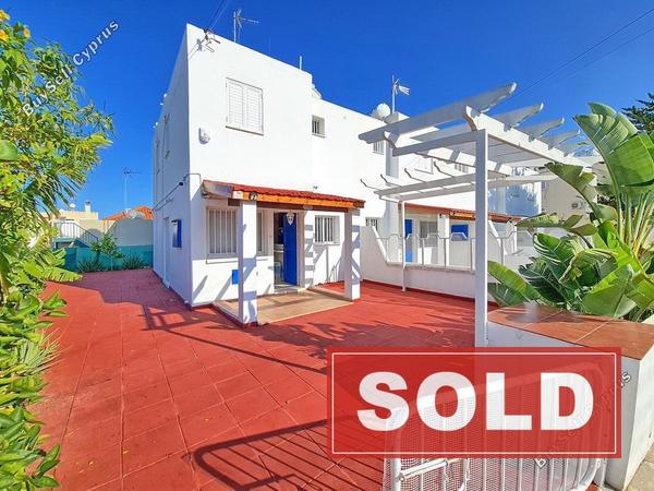 2 bedroom end town house sold kapparis famagusta 960798 image 879222